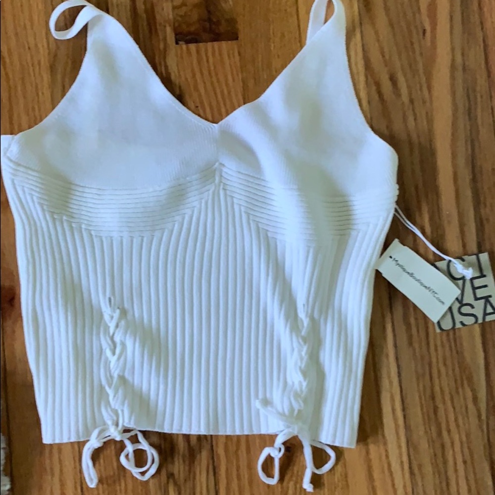 Cropped tank top